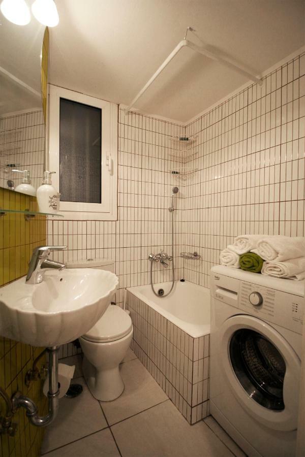 Luxury Flat In Kolonaki, 3' Metro Apartment Athens Exterior photo